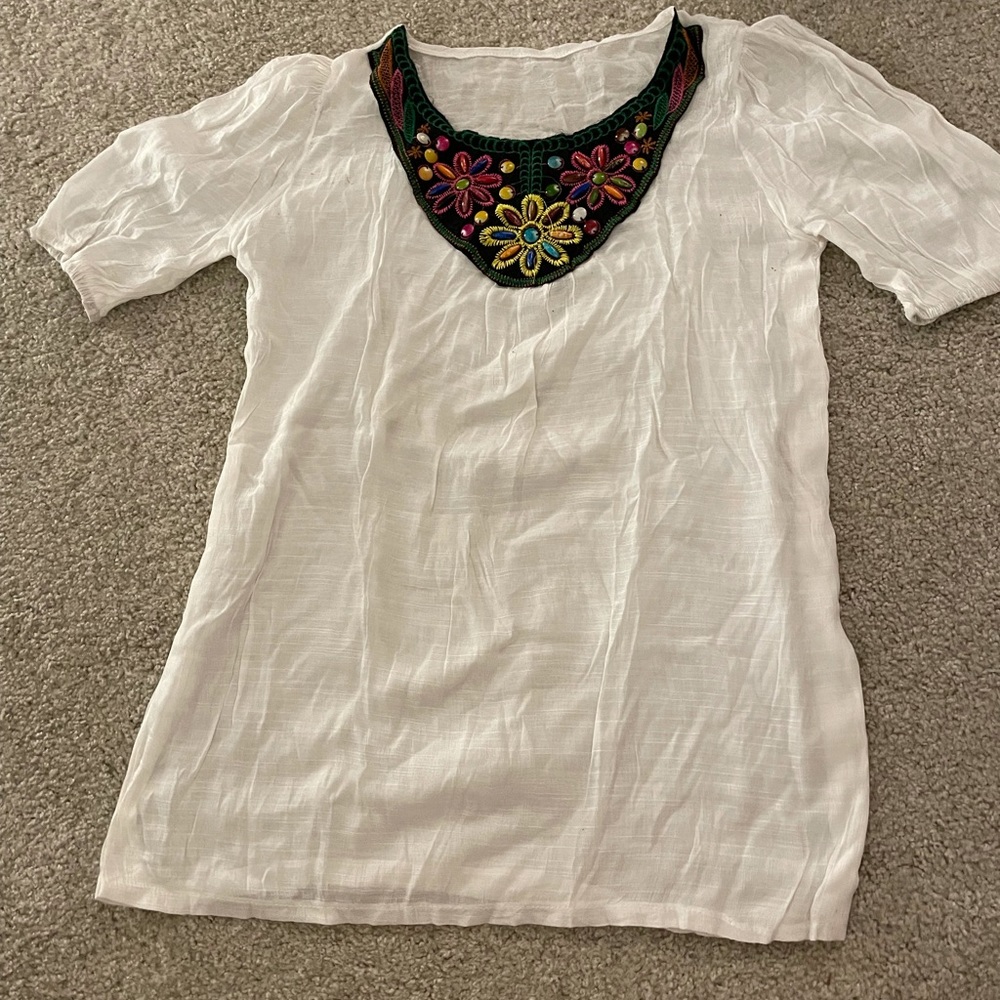 White ethnic embroidery tunic